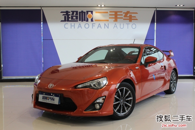 丰田862013款2.0L 自动豪华型 