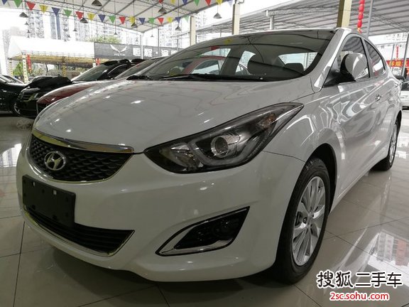 现代朗动2016款1.6L 自动尊贵型