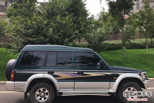 玉溪二手猎豹奇兵2011款cfa6481a 2.2l 手动两驱 5.