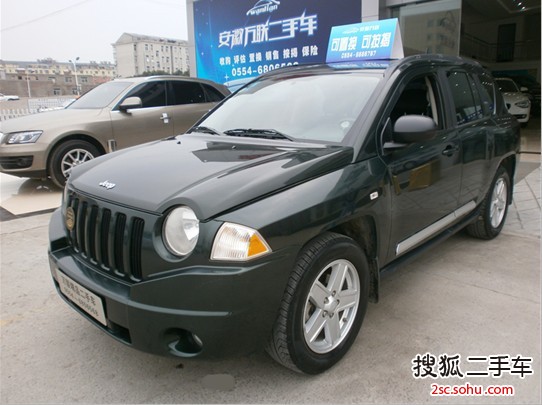 Jeep指南者2010款2.4L 运动版