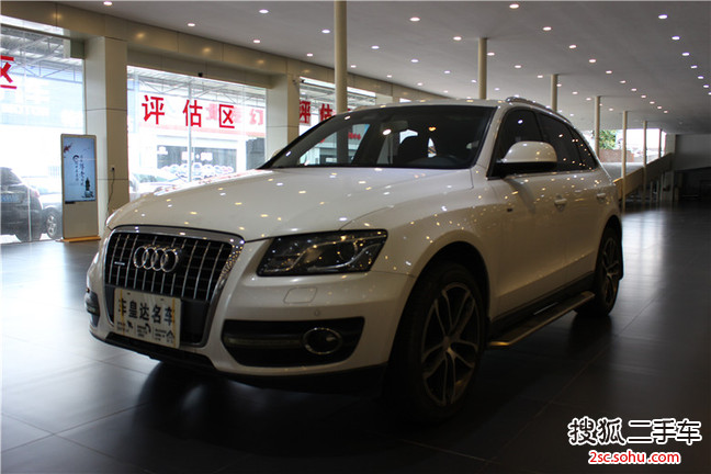 奥迪Q52010款2.0TFSI 技术型