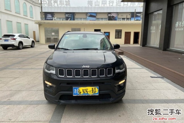 Jeep指南者2017款200T 自动驭享版