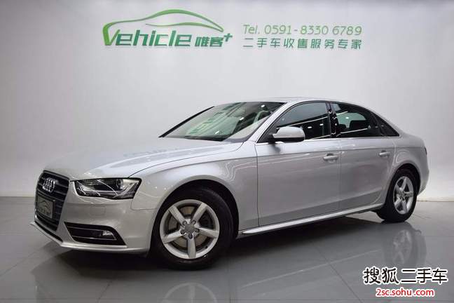 奥迪A4L2013款30 TFSI 自动舒适型