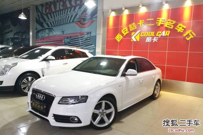 奥迪A4L2012款2.0TFSI 运动型