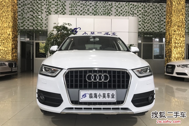 奥迪Q32013款35 TFSI 全时四驱舒适型