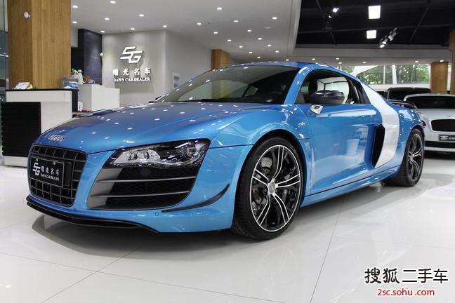 奥迪R82013款5.2 FSI quattro 中国专享版