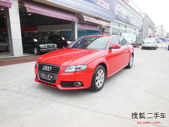 奥迪A4L2009款2.0TFSI 标准型