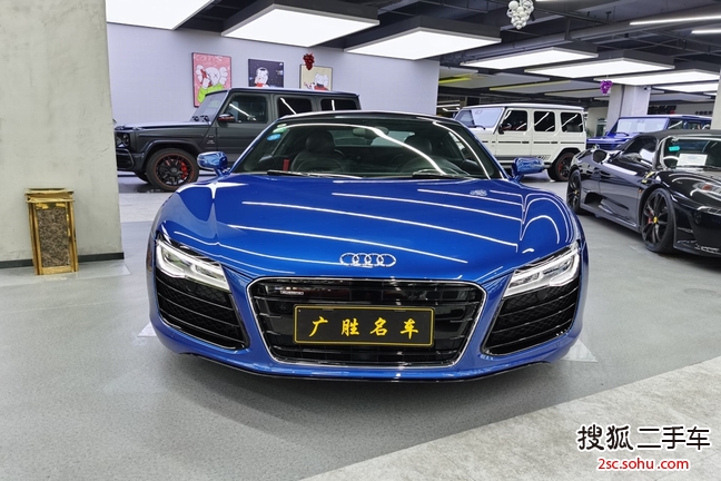 奥迪R82014款4.2 FSI quattro