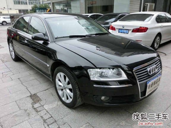 奥迪A8L2006款A8L 3.0 (加长型) 