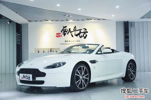 阿斯顿马丁V8 Vantage2011款4.7 Sportshift Coupe