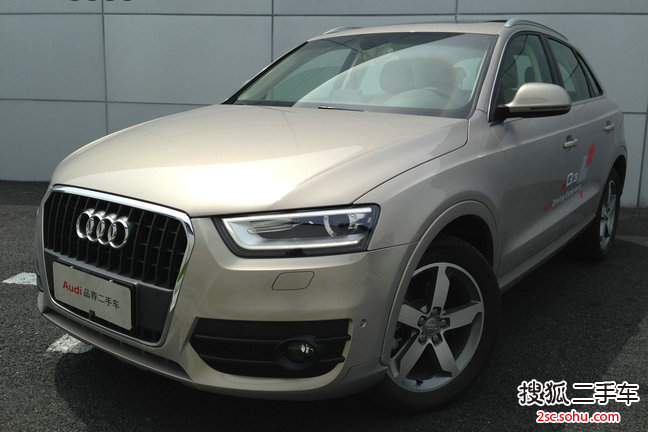 奥迪Q32013款40 TFSI 全时四驱豪华型