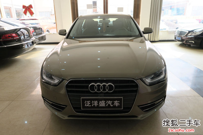 奥迪A4L2013款35 TFSI 自动标准型