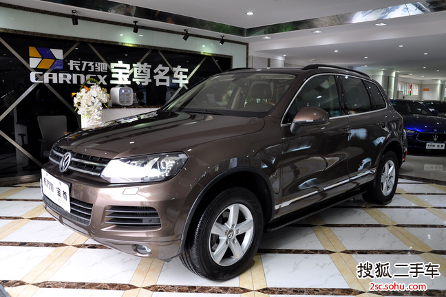 大众途锐2015款3.0TDI V6 柴油舒适型 