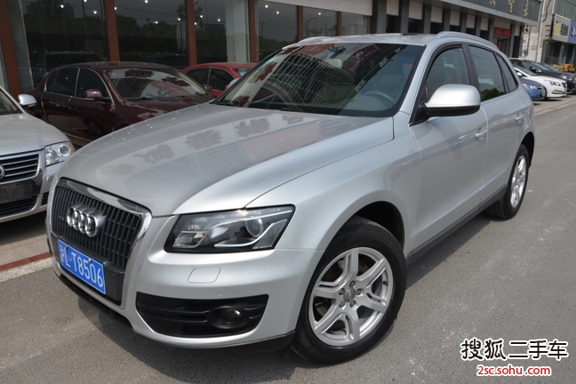 奥迪Q52010款2.0TFSI 技术型