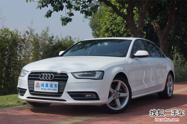 奥迪A4L2015款35 TFSI 自动舒适型