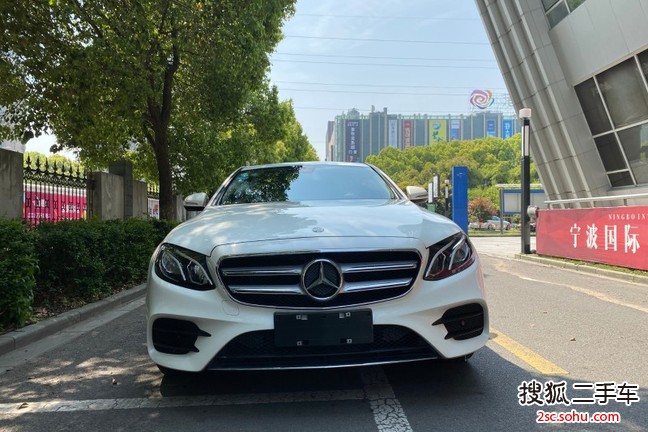 奔驰E级2019款E 260 L 运动型