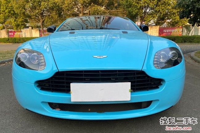 阿斯顿马丁V8 Vantage2011款4.7 Sportshift Coupe