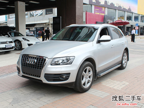 奥迪Q52010款 2.0TFSI 技术型