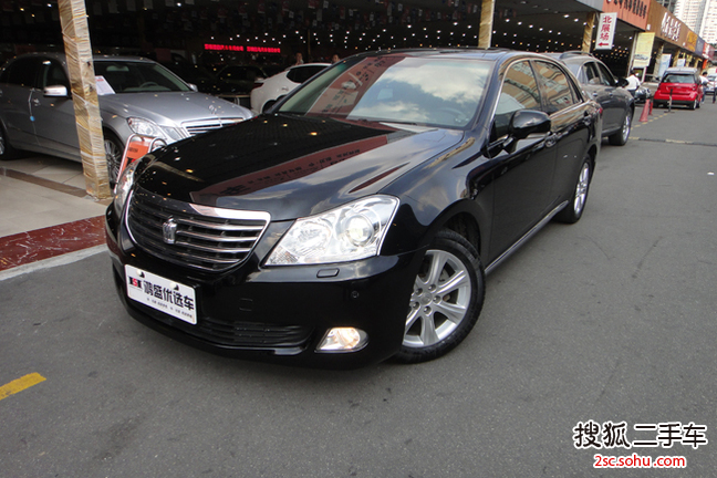 丰田皇冠2010款3.0L Royal Saloon