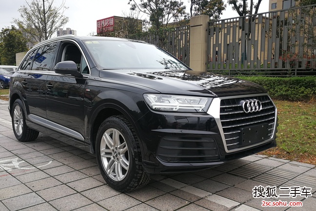 奥迪Q72018款45 TFSI 技术型