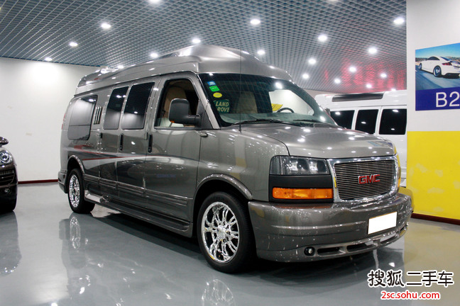 GMC Savana2013款6.0L 豪华隐私屏版7座