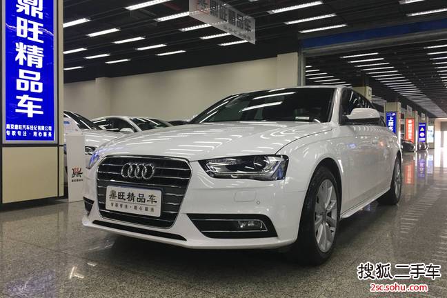 奥迪A4L2015款35 TFSI 自动标准型