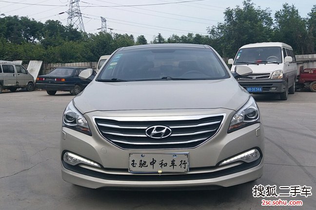 现代名图2014款1.8L 自动智能型