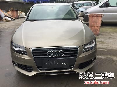 奥迪A4L2012款2.0TFSI 舒适型