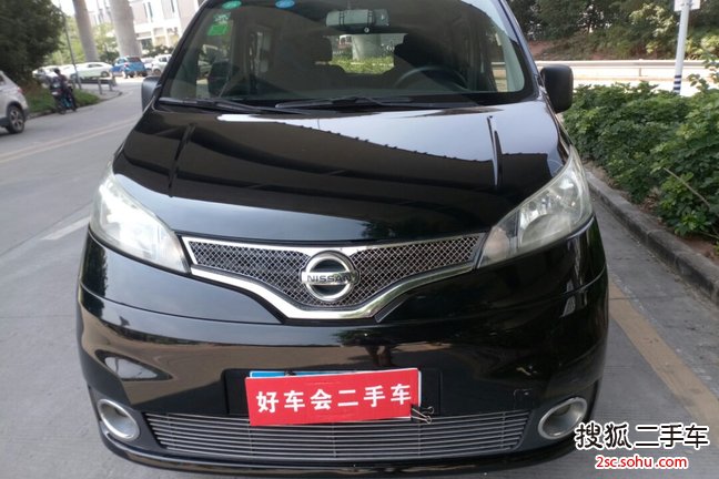 日产NV2002012款1.6L 232座 尊贵型