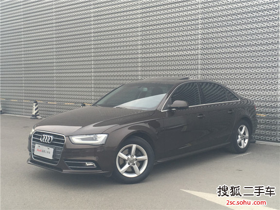 奥迪A4L2013款35 TFSI 自动舒适型