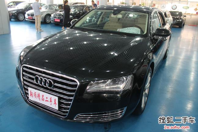 奥迪A8L2013款45 TFSI quattro舒适型