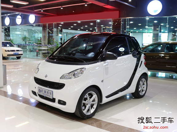 smartfortwo2011款1.0L MHD 硬顶激情版