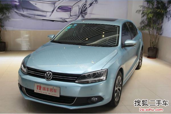 大众速腾2013款1.4TSI DSG 蓝驱版