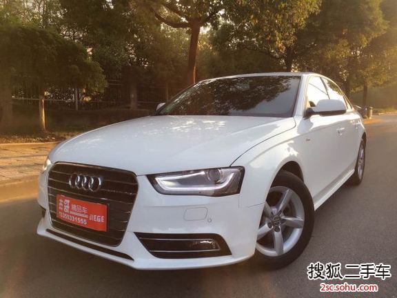 奥迪A4L2015款35 TFSI 自动标准型