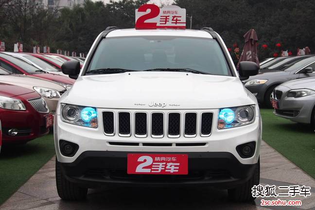 Jeep指南者2013款2.4L 四驱都市版