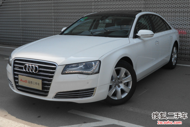 奥迪A8L2013款45 TFSI quattro舒适型