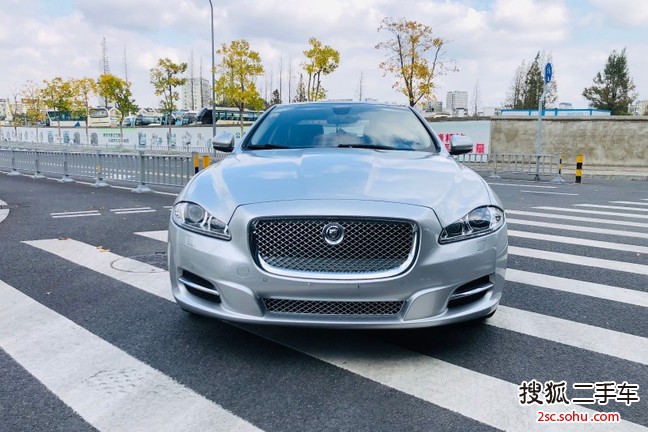 捷豹XJ2012款XJ 全景商务版 3.0