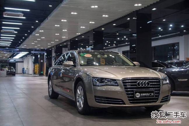 奥迪A8L2013款45 TFSI quattro豪华型