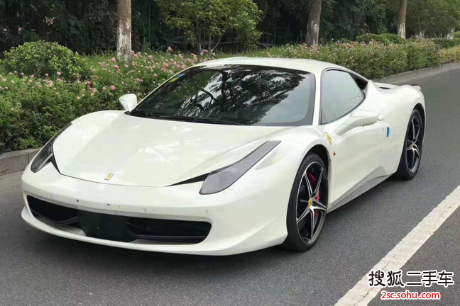 法拉利4582011款4.5L Italia