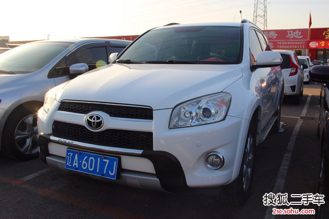 丰田RAV42011款2.0L 自动豪华版