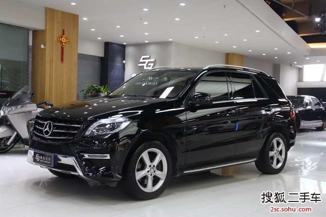 奔驰M级2014款ML320 4MATIC