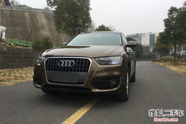 奥迪Q32015款35 TFSI 进取型