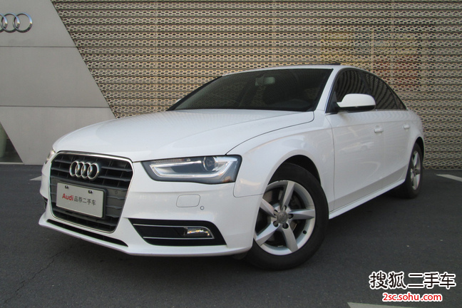 奥迪A4L2013款35 TFSI 自动标准型