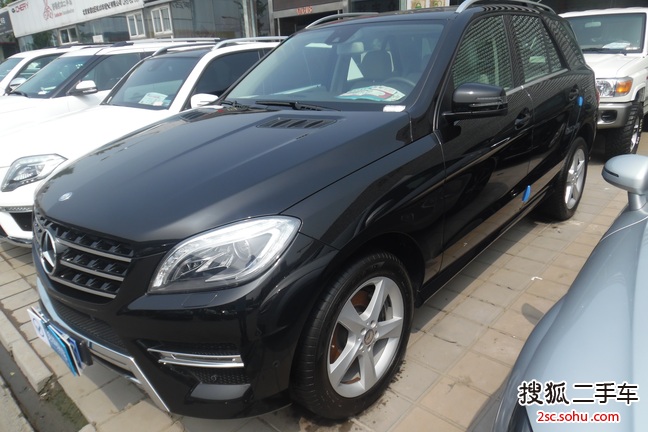 奔驰M级2014款ML320 4MATIC