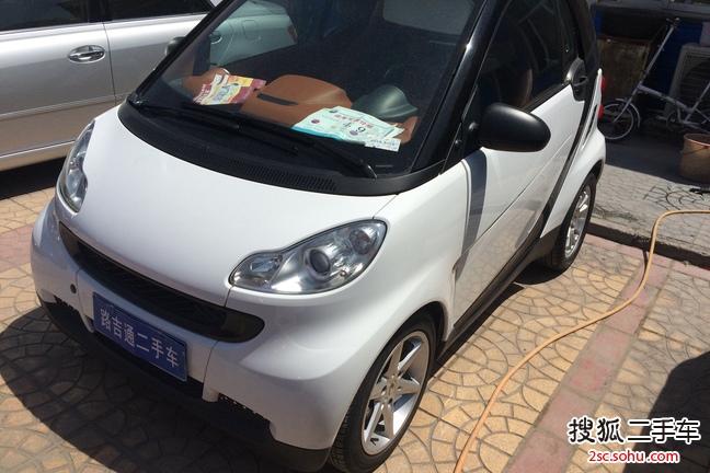 smartfortwo2011款1.0L MHD 硬顶激情版