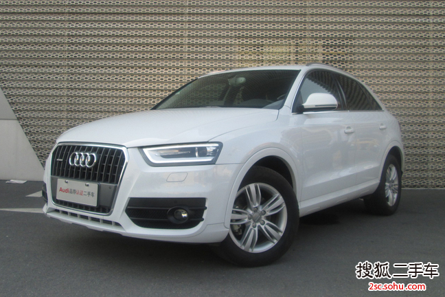 奥迪Q32013款35 TFSI 全时四驱技术型