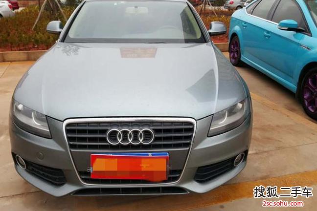 奥迪A4L2009款2.0TFSI 标准型