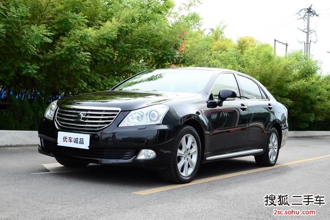 丰田皇冠2010款3.0L Royal Saloon VIP 