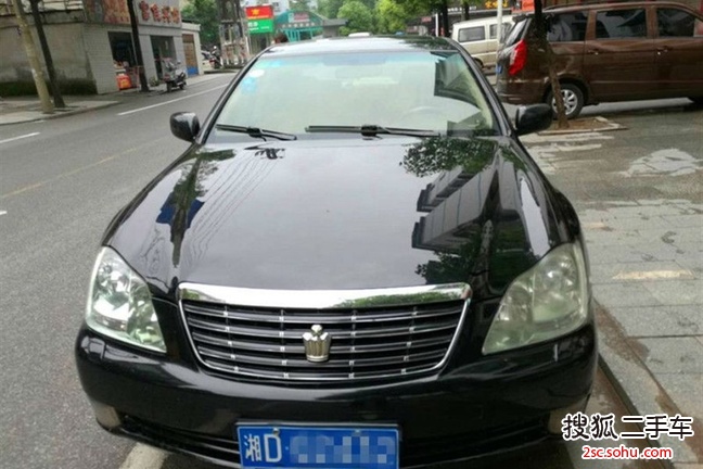 丰田皇冠2007款2.5L Royal 特别版