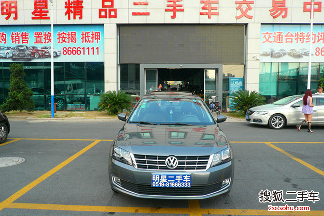 大众朗逸2011款1.4TSI DSG 品雅版